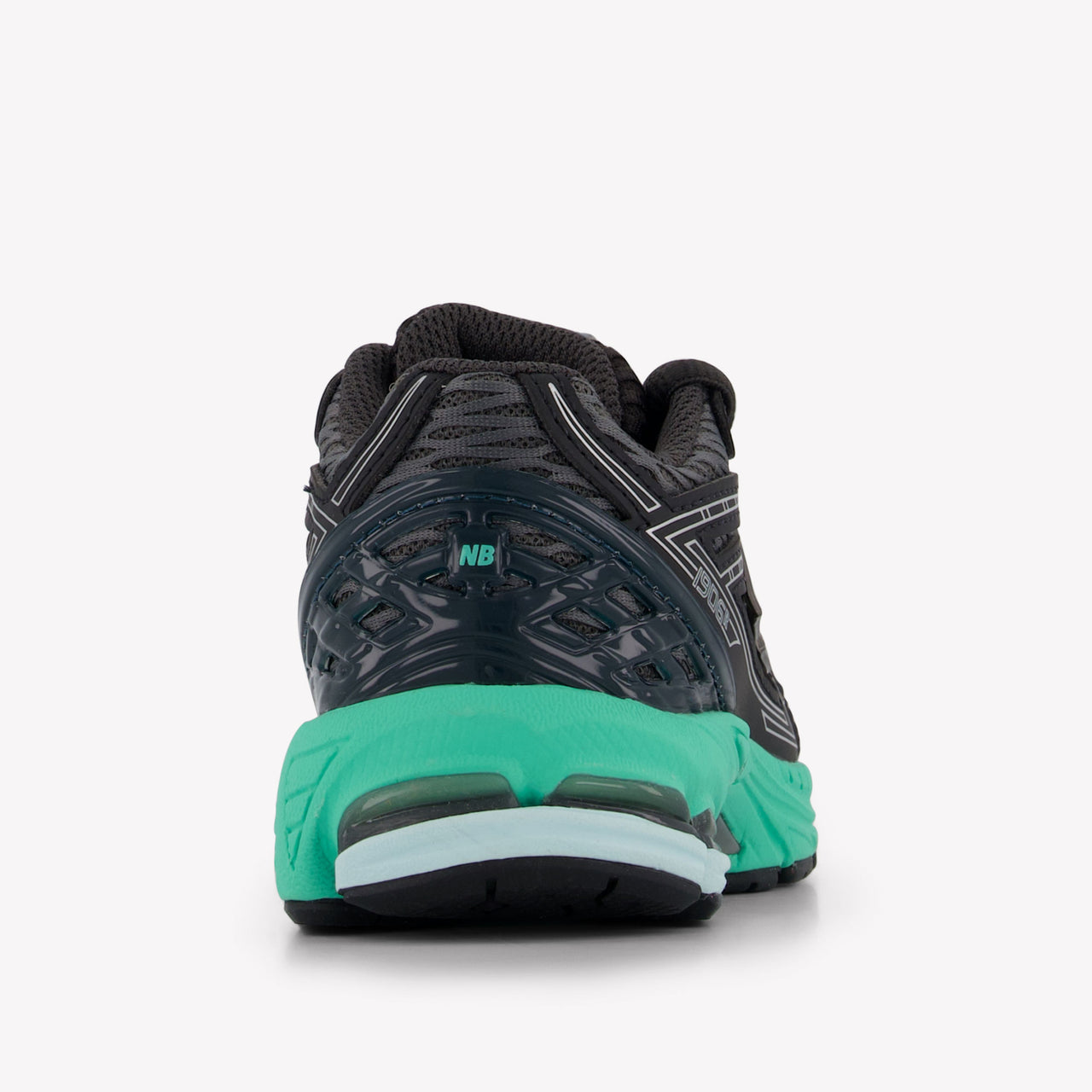 New Balance P1906 Unisex Sneakers Schwarz