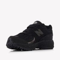 New Balance I2002 Unisex Sneakers in Zwart