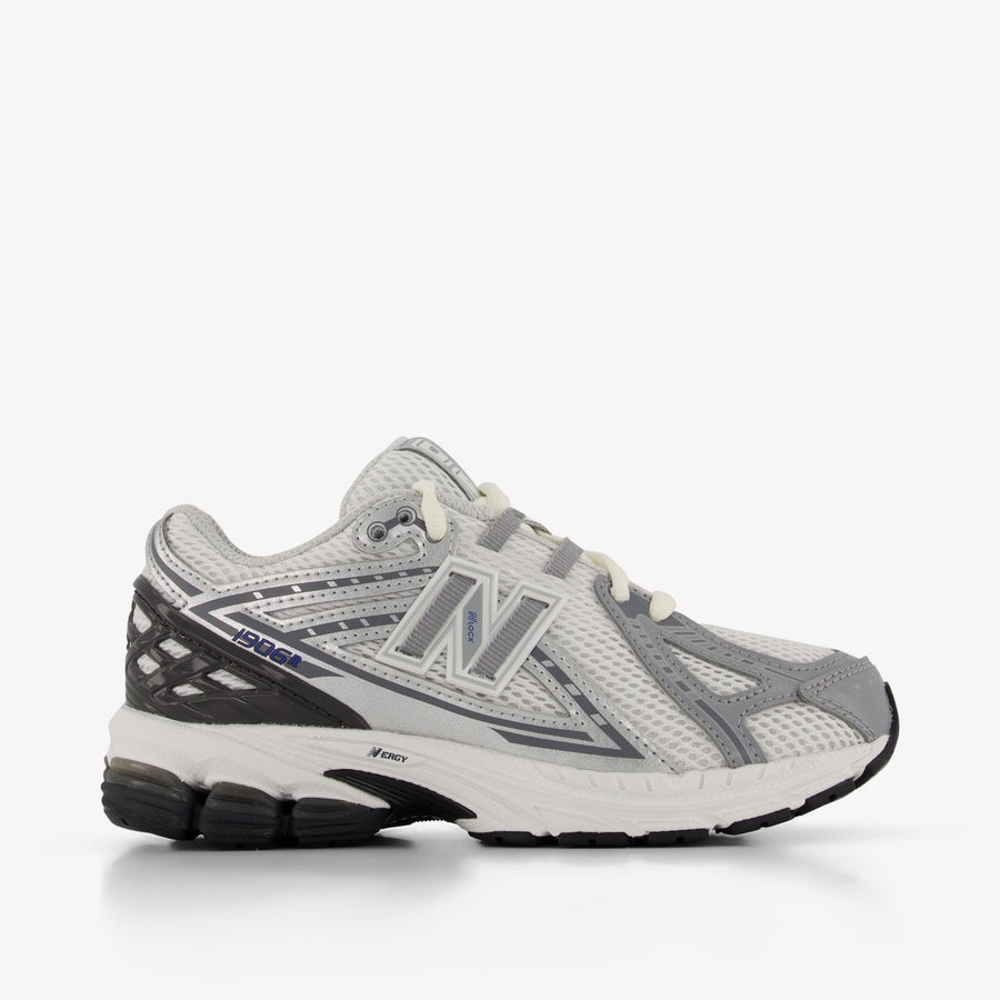 New Balance Unisex Sneakers In Silber