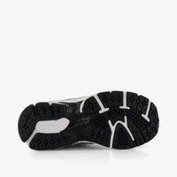 New Balance Unisex Sneakers In Silber