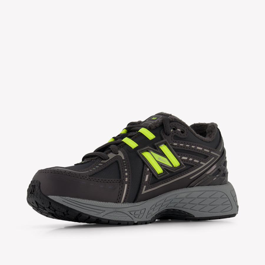 New Balance Unisex Sneakers In Black