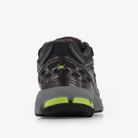 New Balance Unisex Sneakers In Black