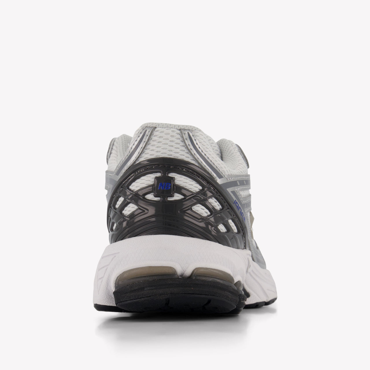 New Balance Unisex Sneakers In Silber