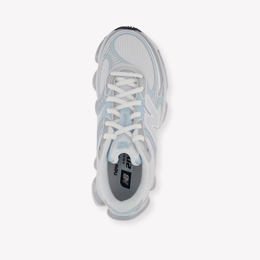 New Balance 2000 Kids Unisex Sneakers In Light Blue