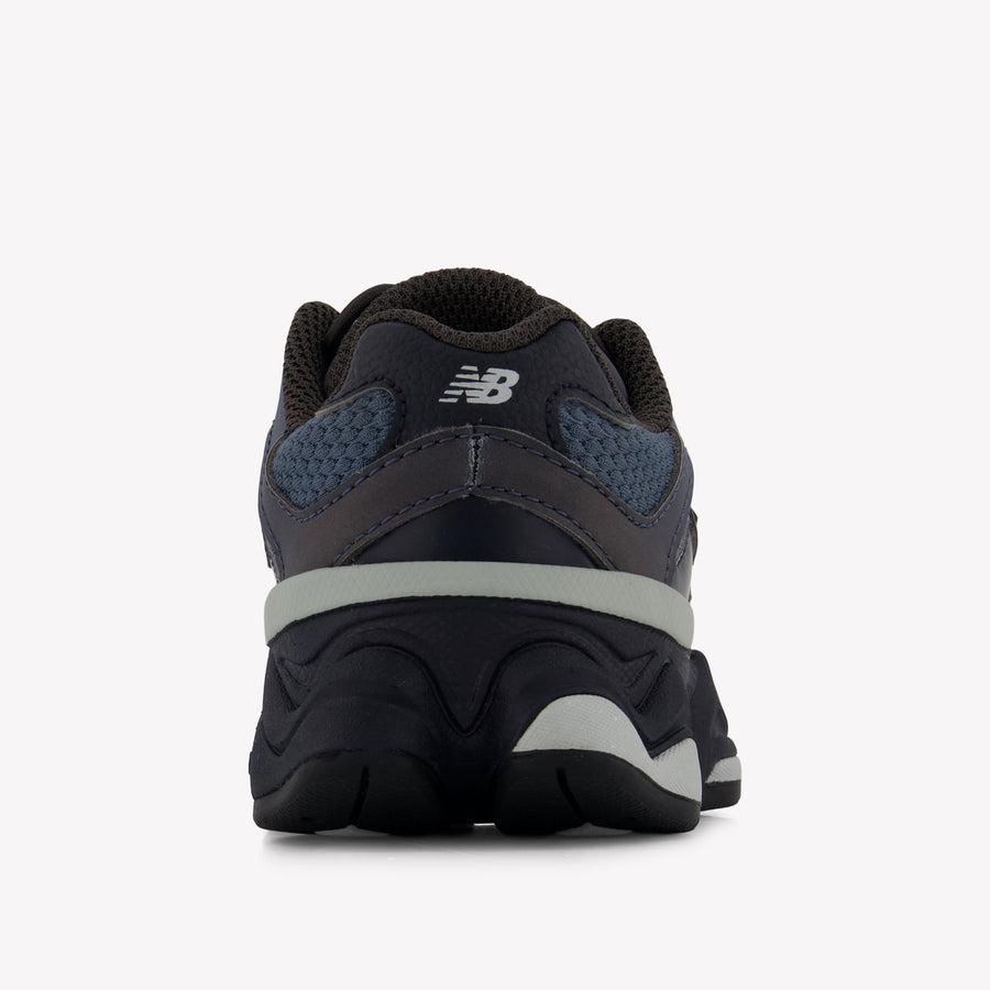 New Balance I9060 Unisex Sneakers In Dunkelgrau