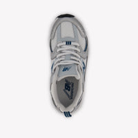 New Balance Unisex Sneakers In Marineblau