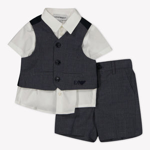 Armani Jungen spielt Marineblau