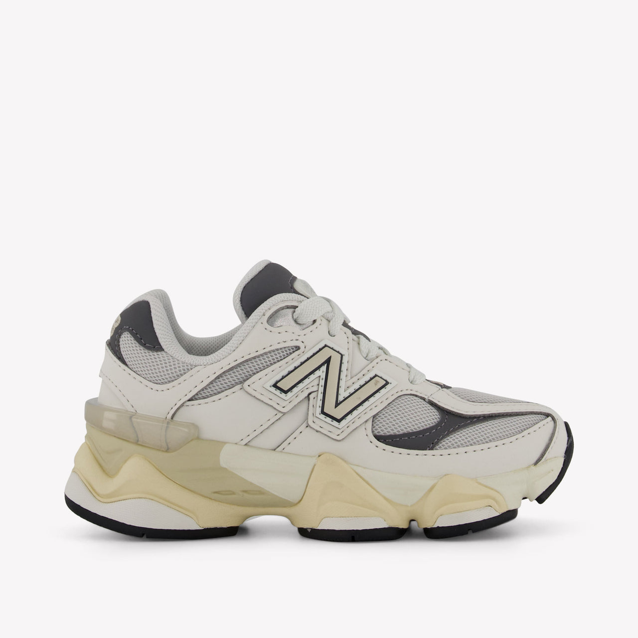 New Balance 9060 Unisexe Baskets en blanc