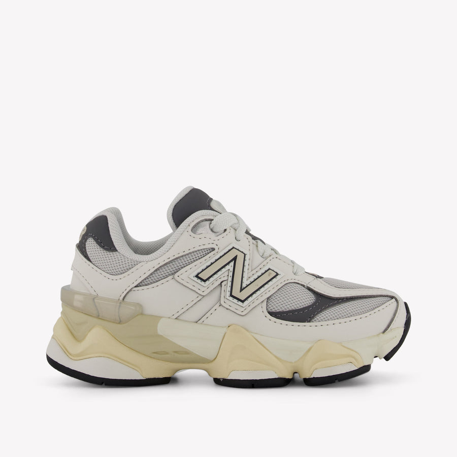New Balance 9060 Unisexe Baskets en blanc