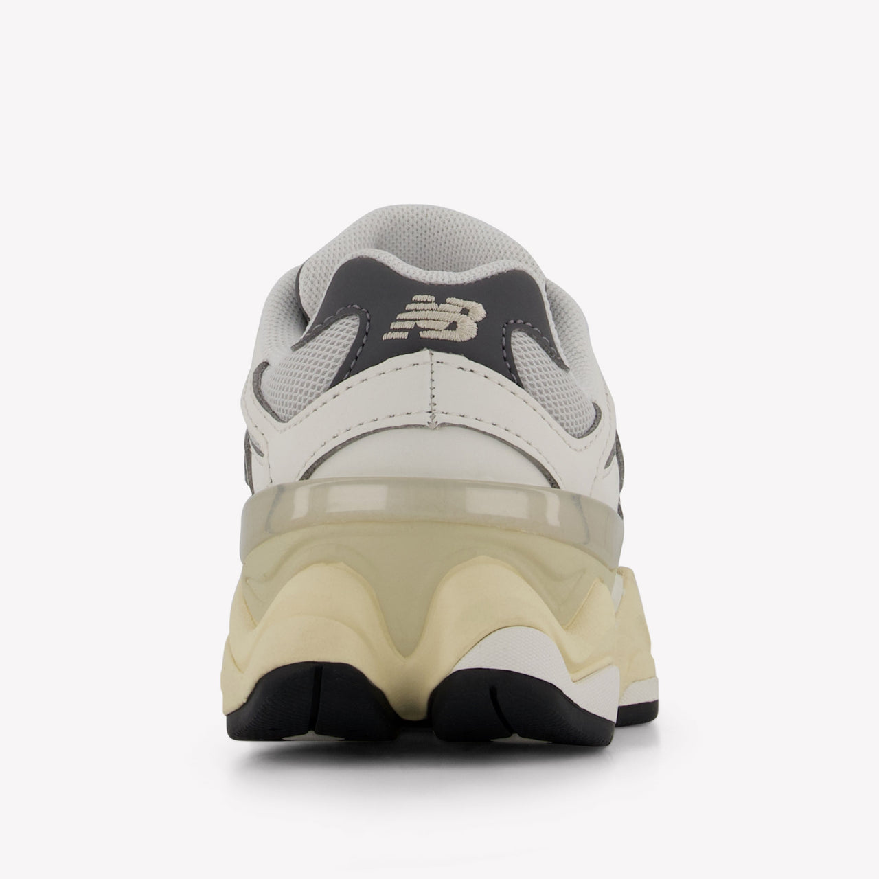 New Balance 9060 Unisexe Baskets en blanc