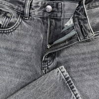 Calvin Klein Enfant Garçons Jeans Gris