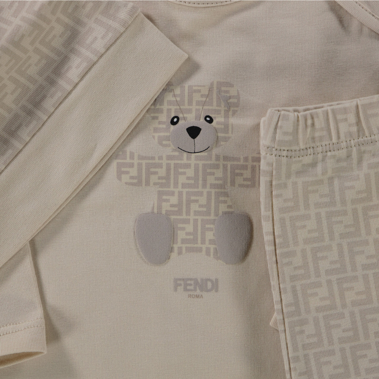 Fendi Bebé Unisex Traje de caja Beige
