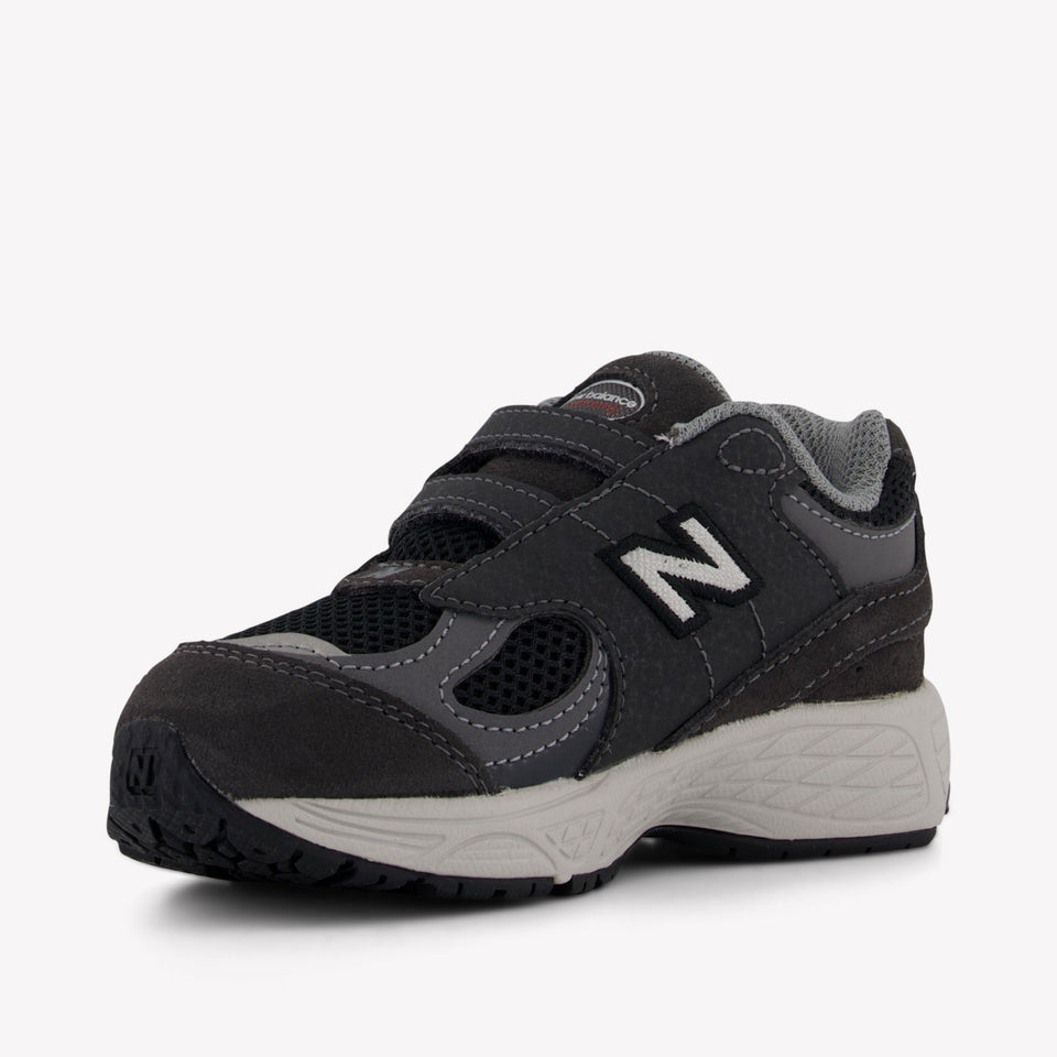 New Balance IV2002 Unisex Sneakers Dunkelgrau