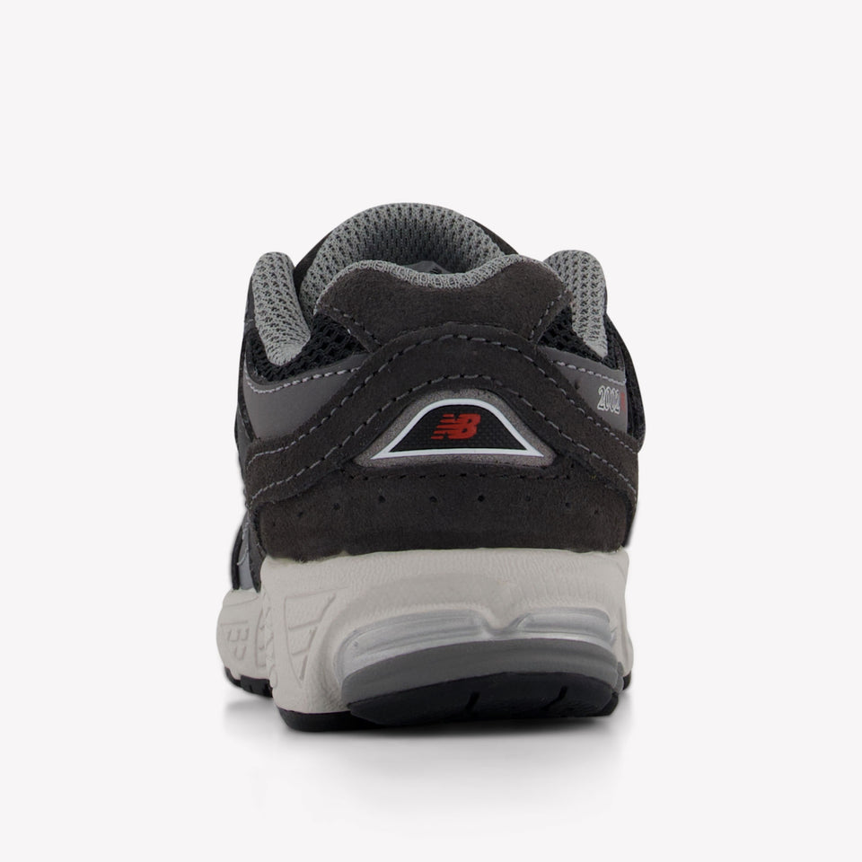 New Balance IV2002 Unisex Sneakers Dunkelgrau