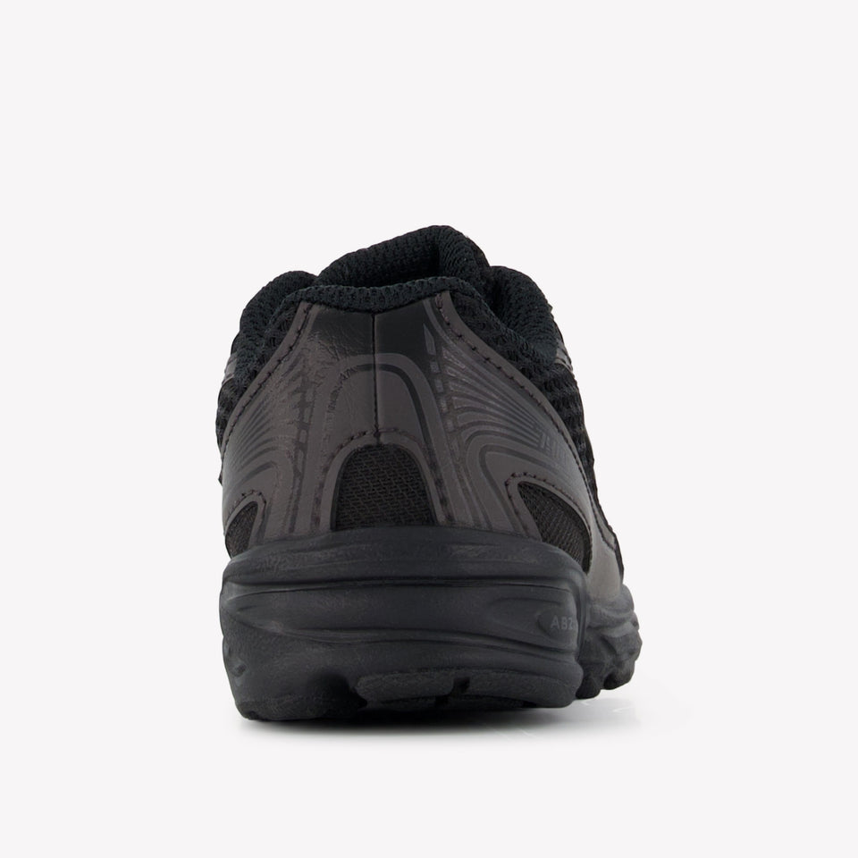 New Balance Iz740 Unisex Sneakers  Black