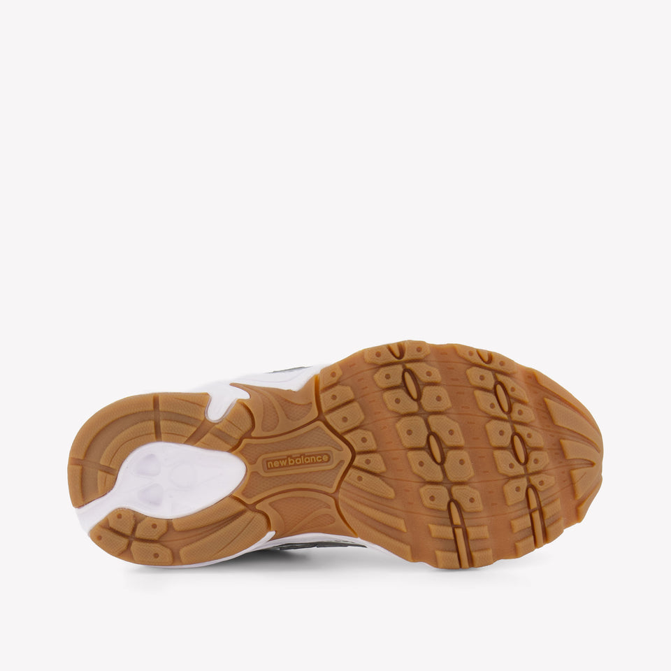 New Balance PZ740 Unisex Sneakers in Zilver