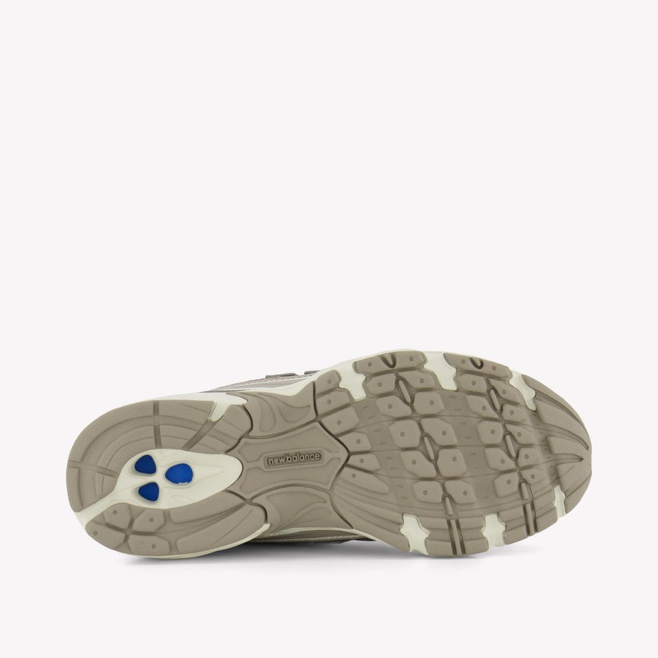 New Balance GR740 Unisex Sneakers in Taupe