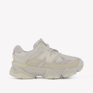 New Balance IV9060 Unisexe Baskets en blanc