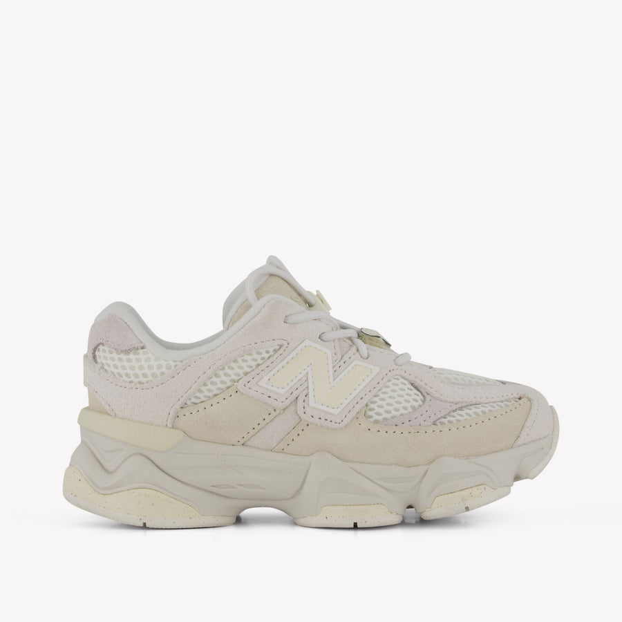 New Balance IV9060 Unisexe Baskets en blanc