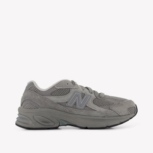 New Balance Unisex Sneakers In Grau