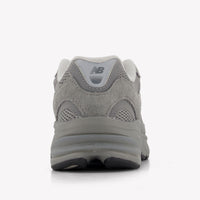 New Balance Unisex Sneakers In Grau