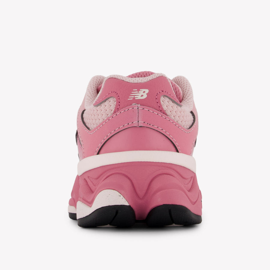 New Balance Unisex Sneakers In Rosa