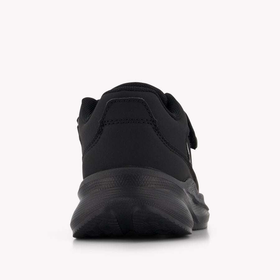 Calvin Klein Chicos Zapatillas en Negro