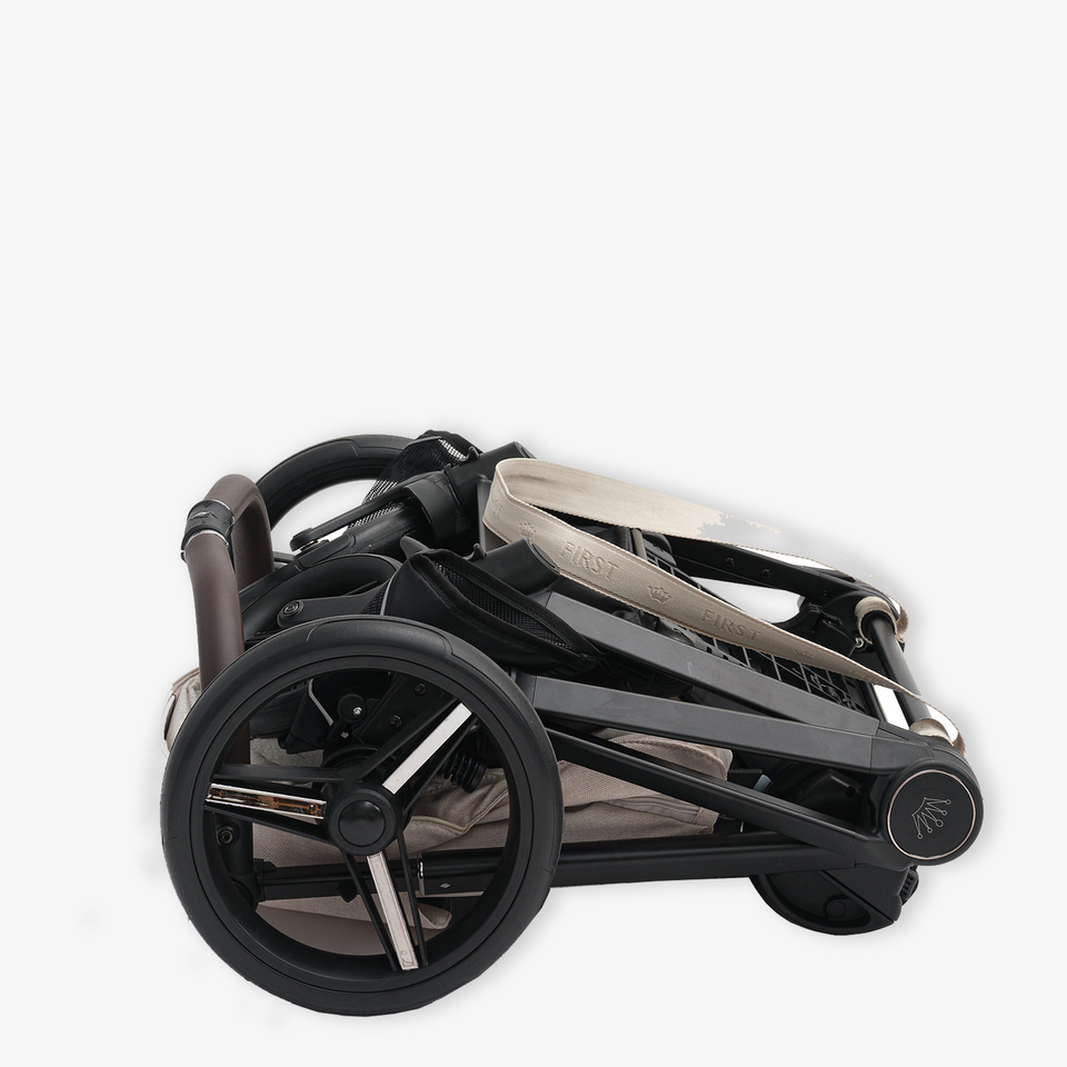 First Orly Fold&Go Kinderwagen in Beige