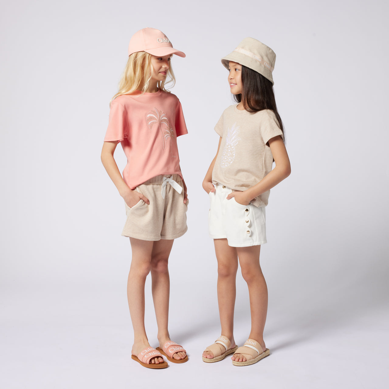 Chloe Filles Pantoufles dans Beige
