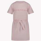Le ragazze di Givenchy Children si vestono rosa chiaro