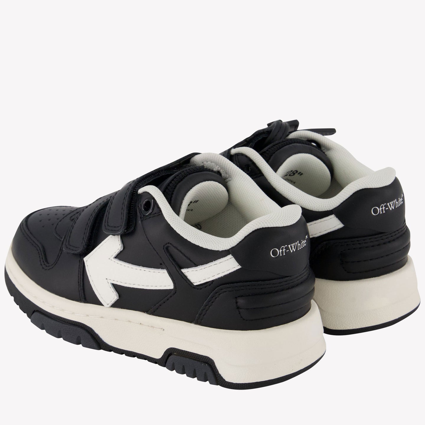 Off-White Fuera de la oficina Chicos Zapatillas Negro